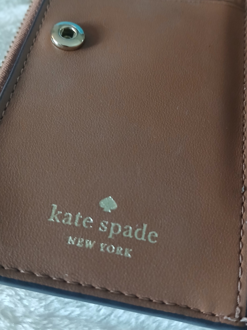 🚫 SOLD! Kate Spade New York COGNAC Pebbled Leather Zip & Snap Wallet - Picture 5 of 8
